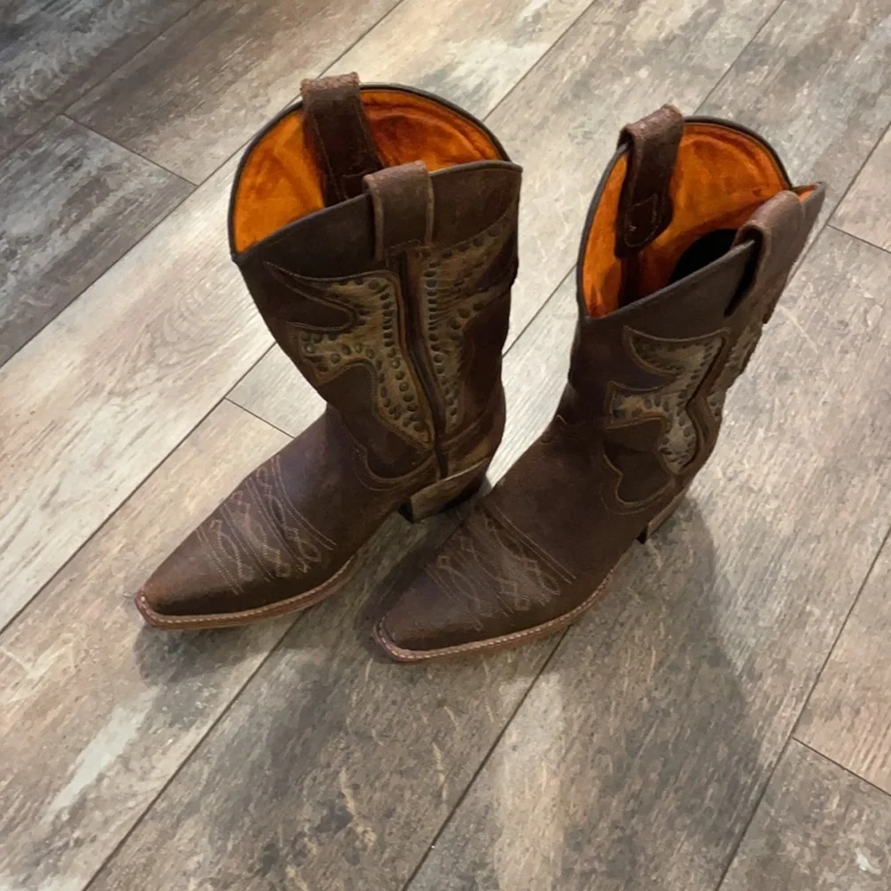Frye Daisy Duke Studded Python Distressed Boots 5 - Picture 3 of 5